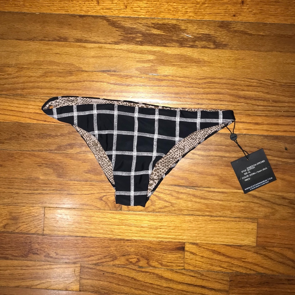 Acacia Waikoloa Stitched bottom - XL